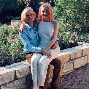 Meet your Posher, Hailey